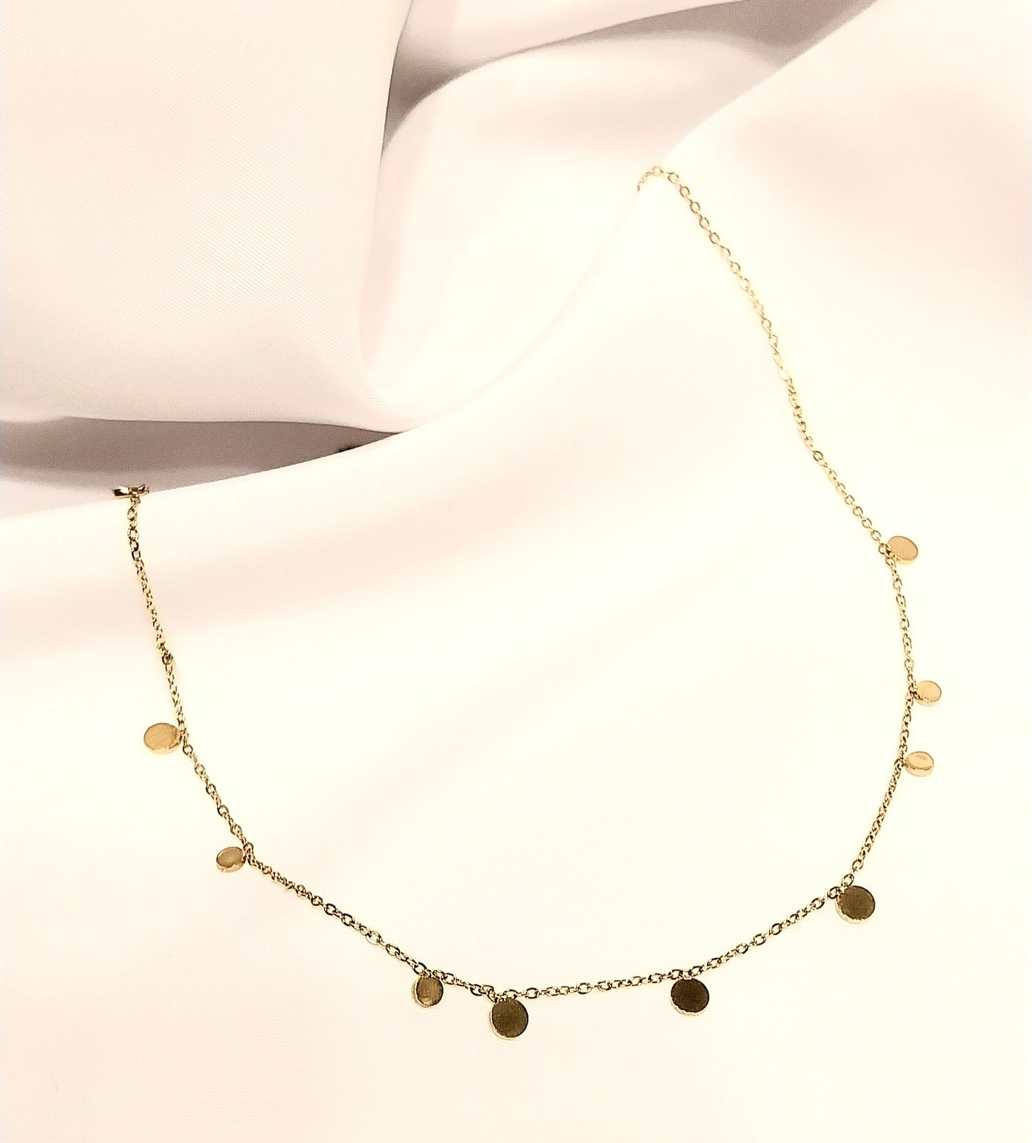 Collier doré Bouton d’or