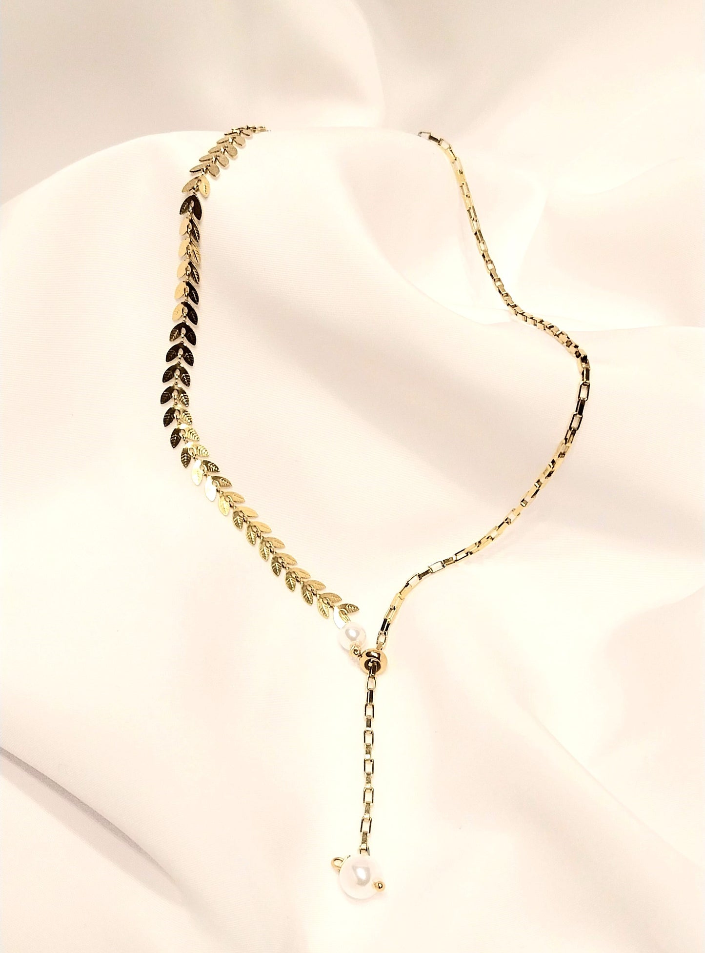 Collier doré Datura