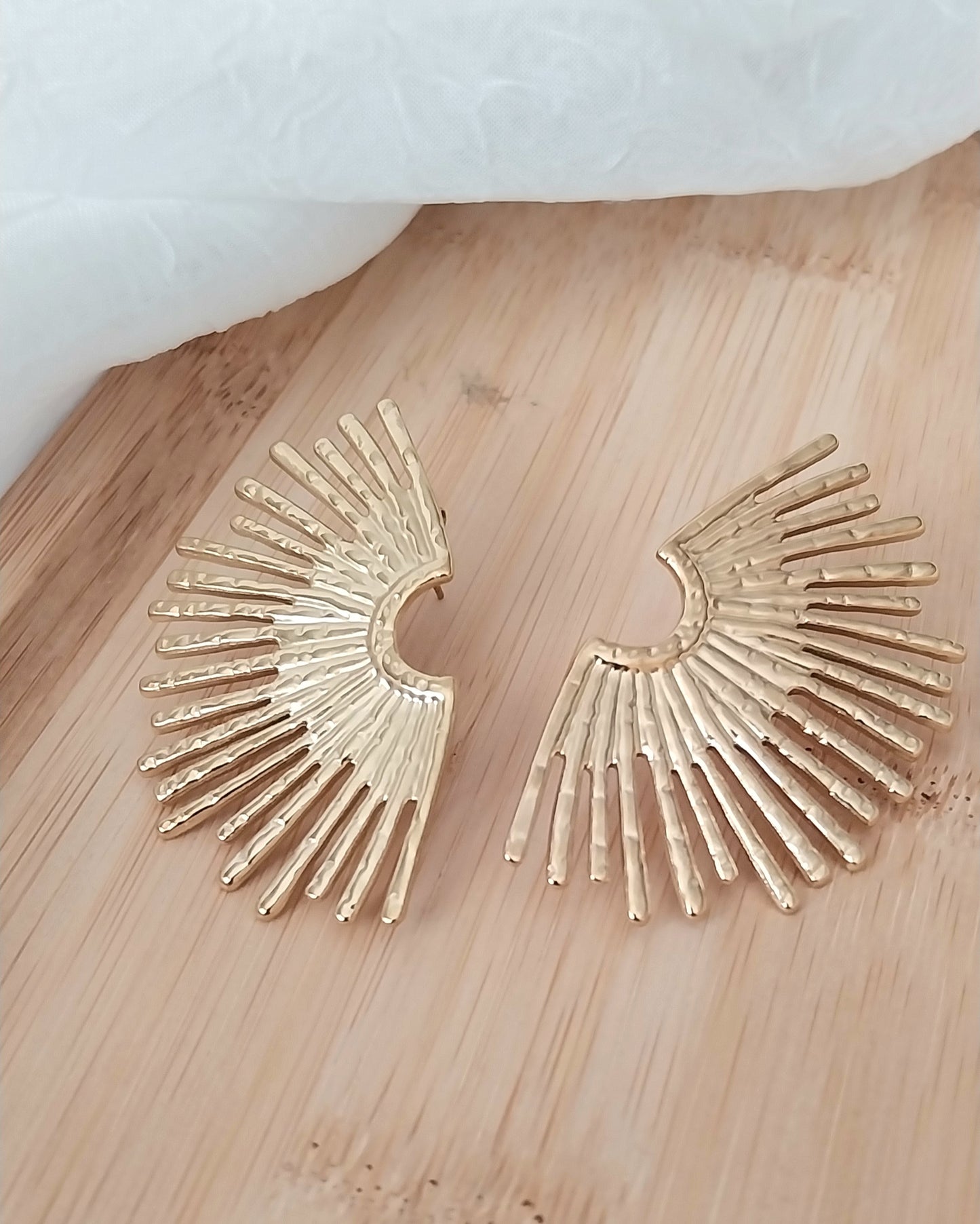 Boucles d'oreilles dorées Watsonia