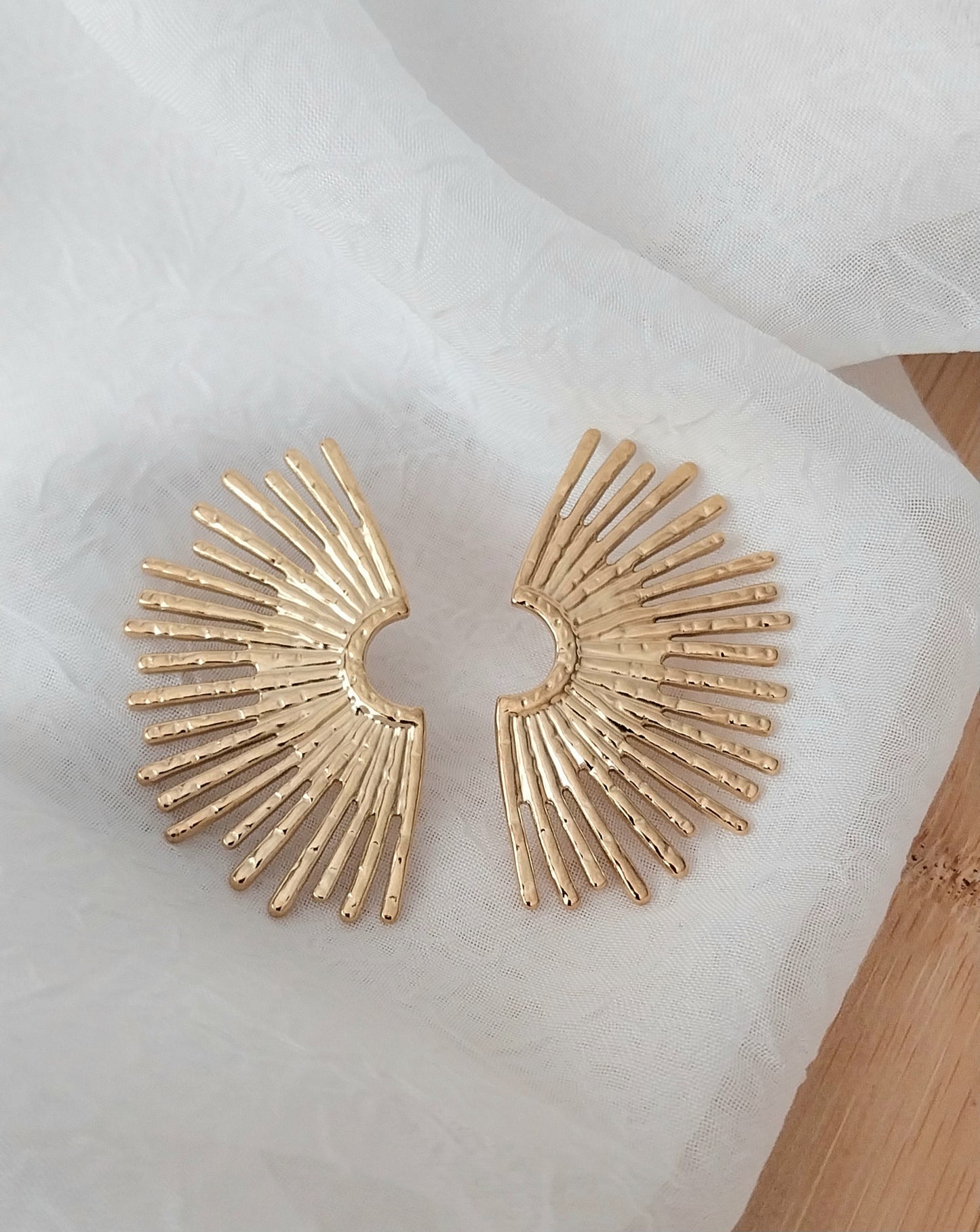 Boucles d'oreilles dorées Watsonia