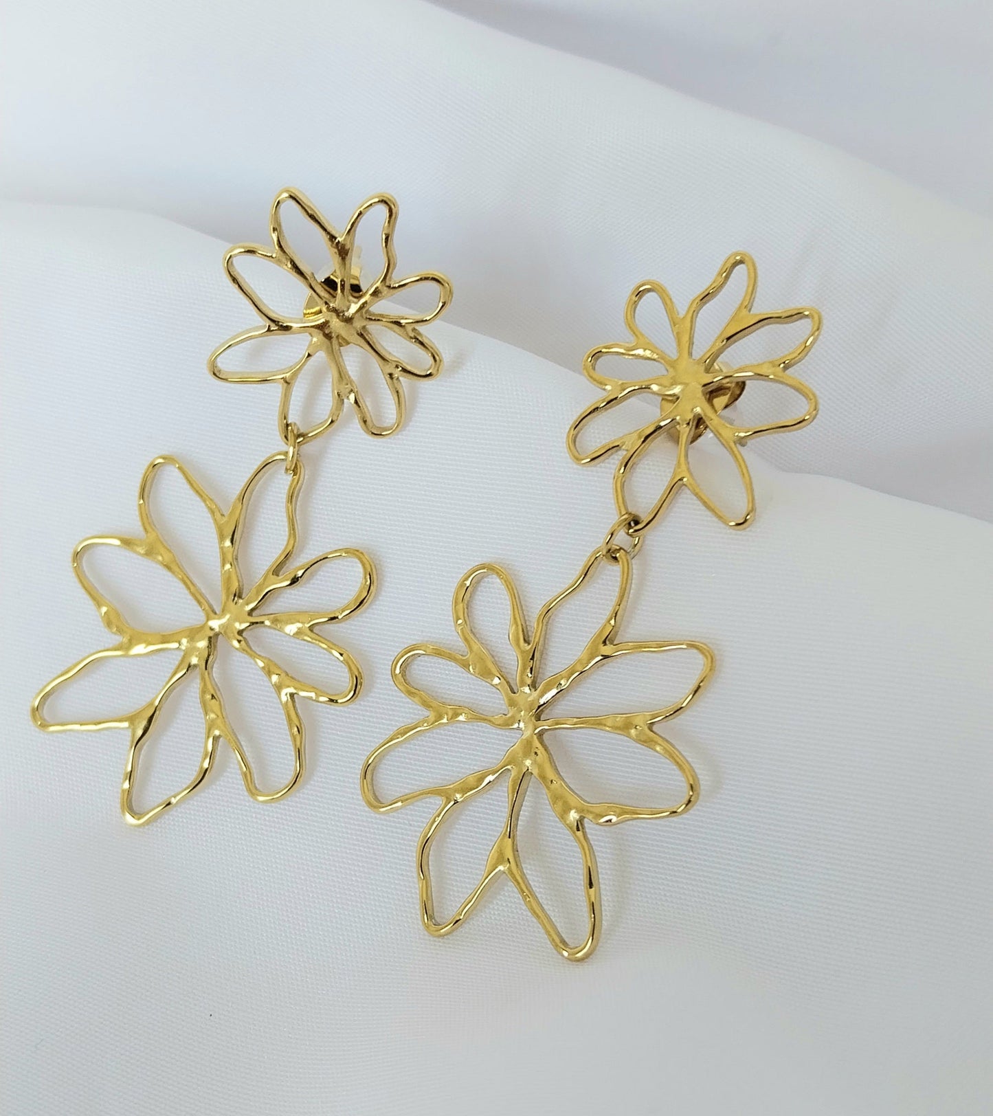 Boucles d'oreilles dorées L'orchidée
