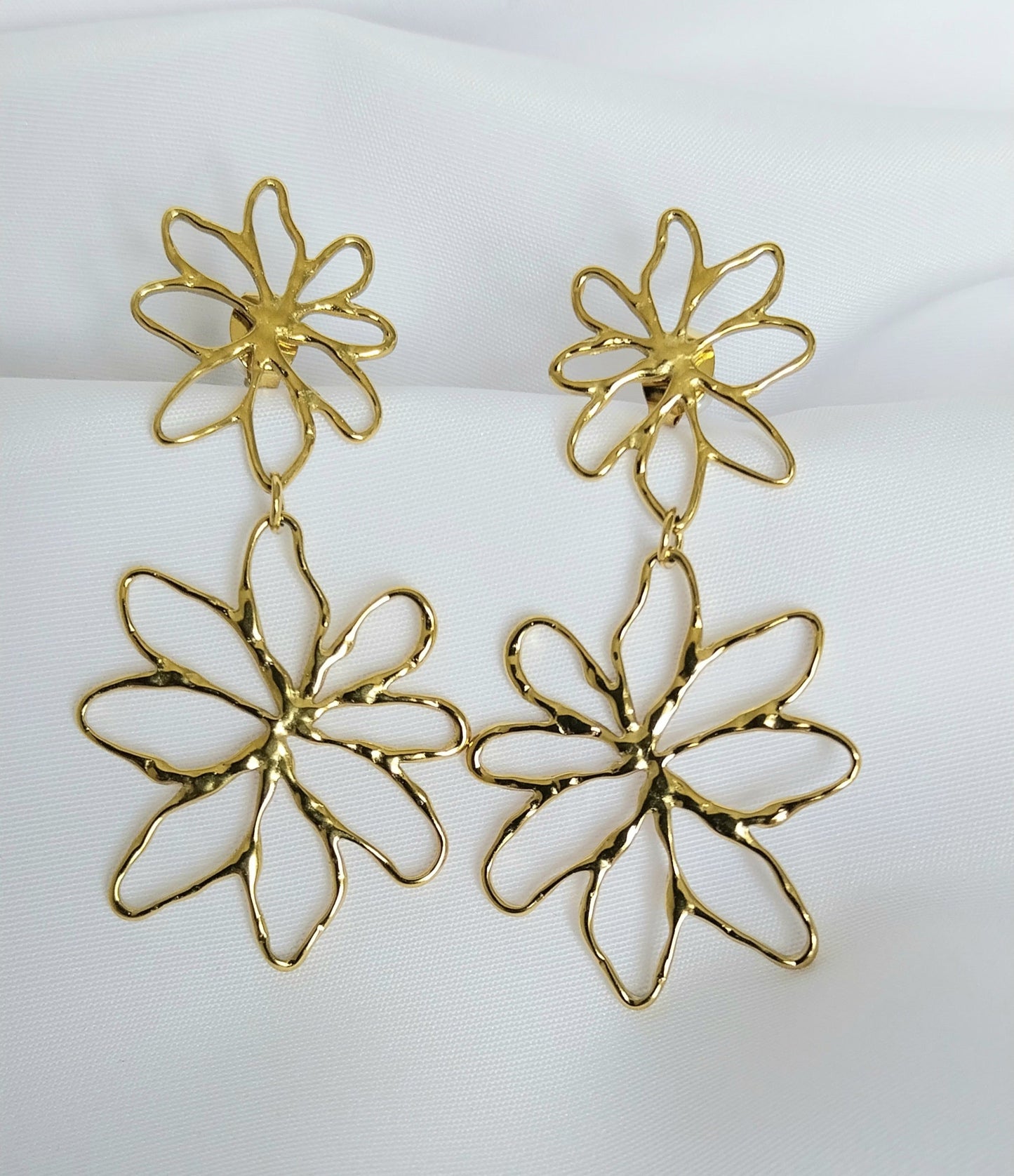 Boucles d'oreilles dorées L'orchidée
