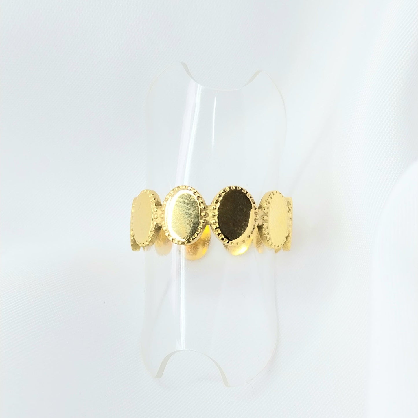 Bague dorée Amaryllis en acier inoxydable hypoallergénique - Manoir A bijoux