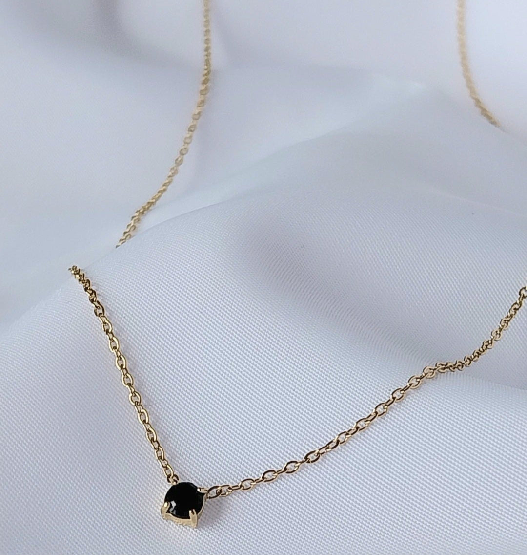 Collier doré Pétunia Black Ray