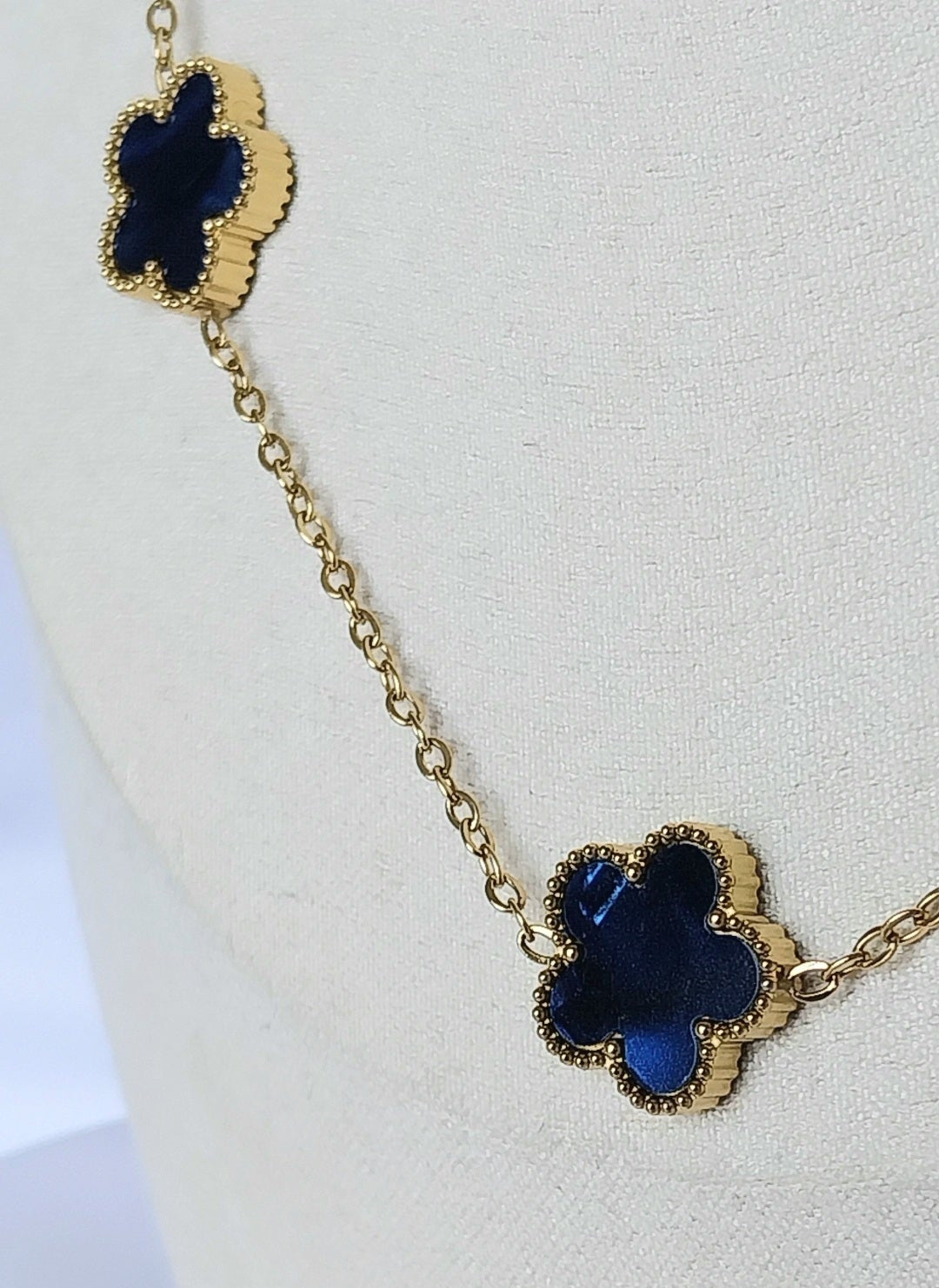 Collier doré l'Iris de Sibérie