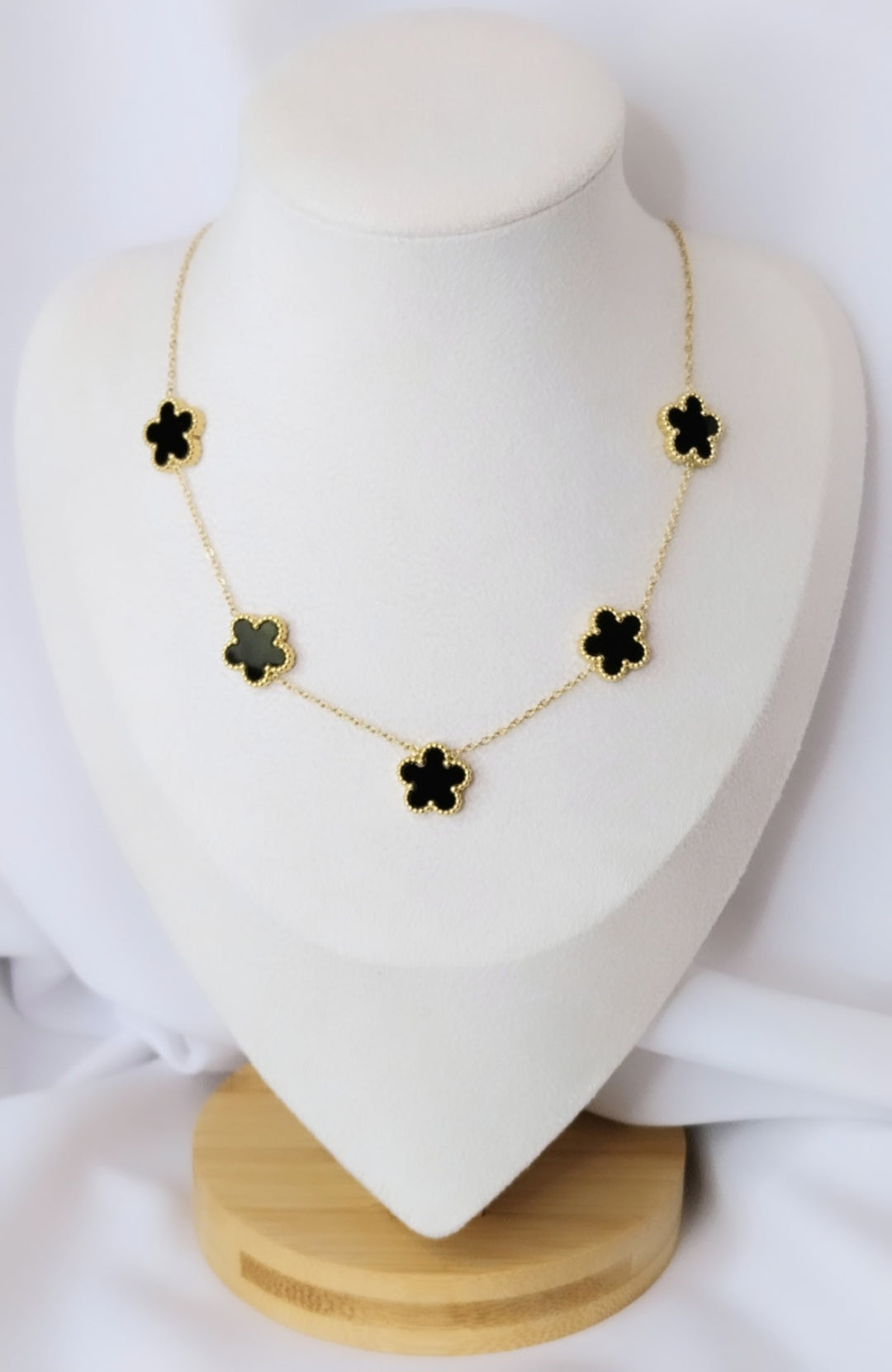 Collier doré La tulipe "reine de la nuit"