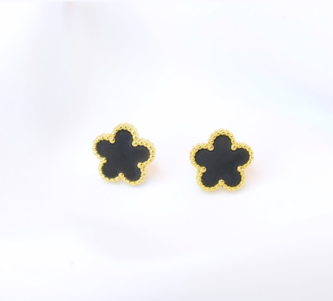 Boucles d'oreilles dorées La tulipe "reine de la nuit"