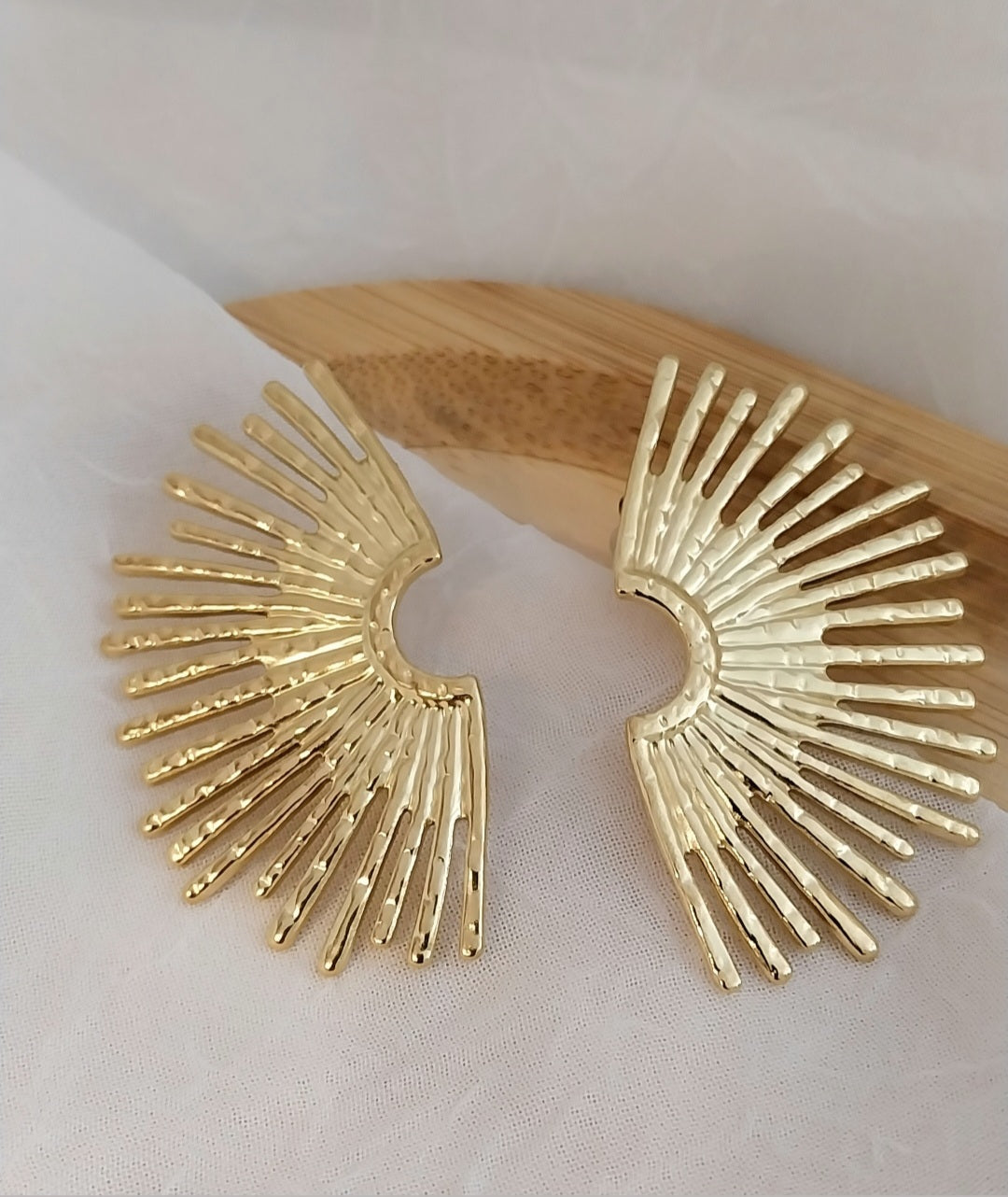 Boucles d'oreilles dorées Watsonia