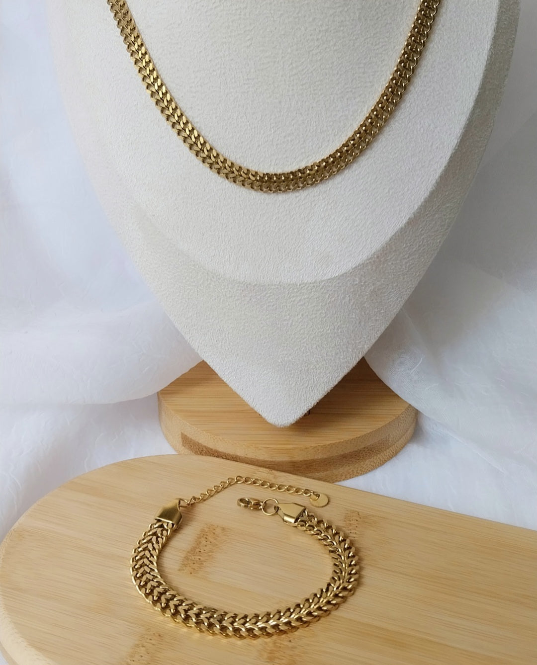 Collier doré Acacia