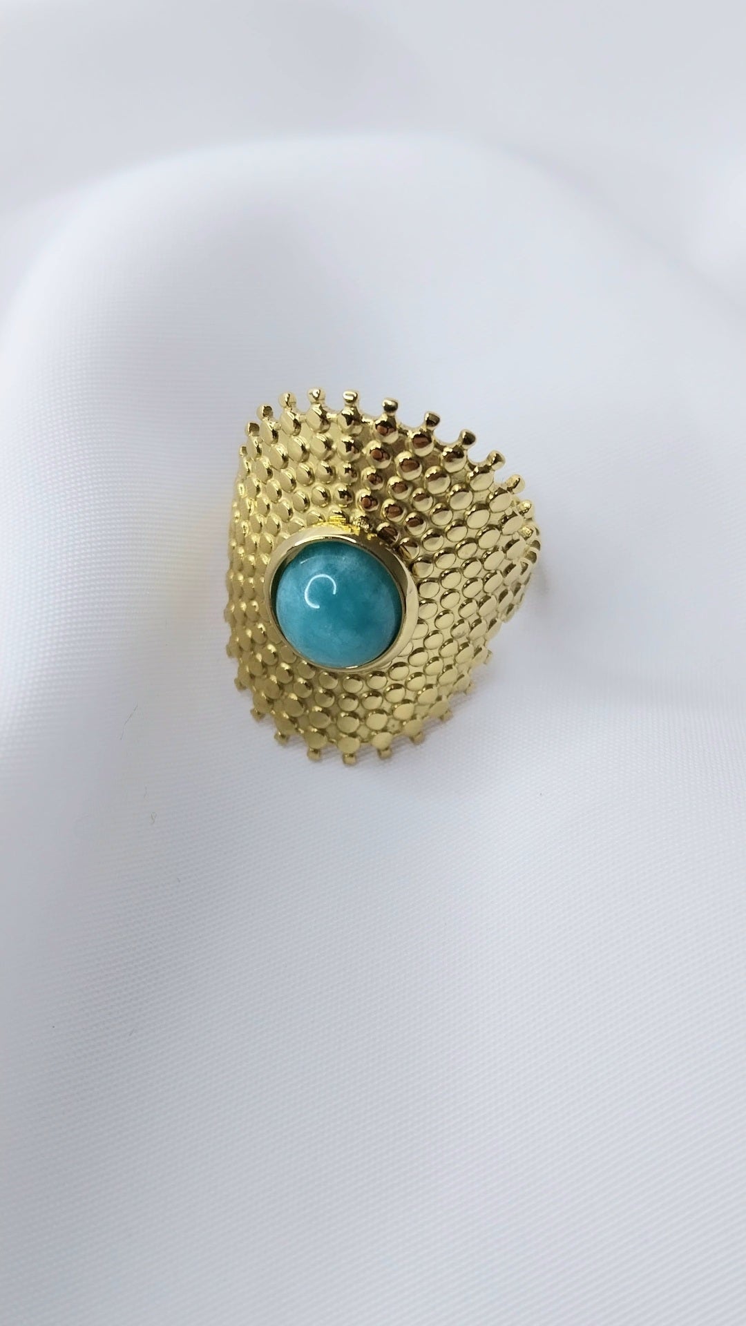 Bague dorée Delphinium en acier inoxydable hypoallergénique - Manoir A bijoux