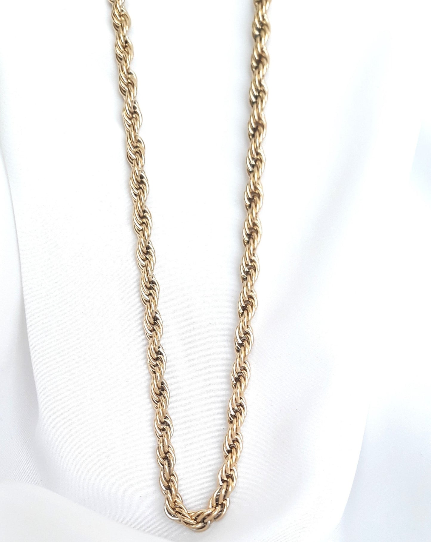 Collier doré Plumbago