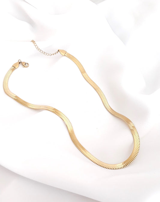 Collier doré Camélia