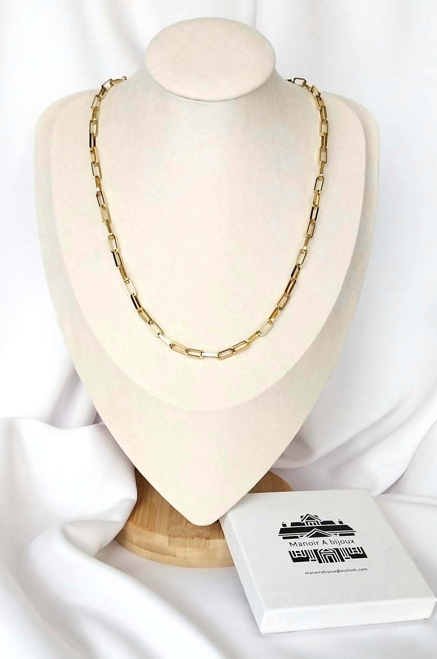 Collier doré Myrte