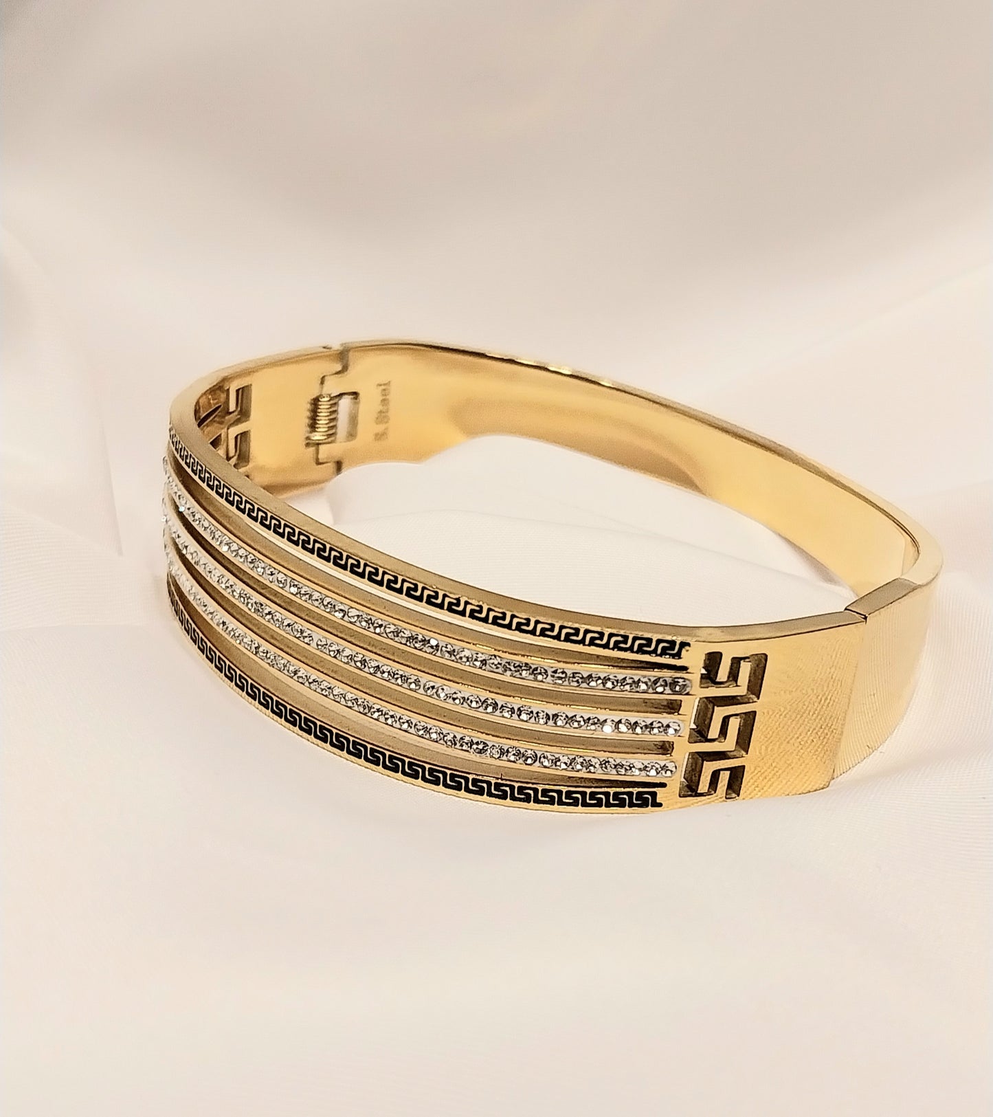 Bracelet doré  L'Iris noir