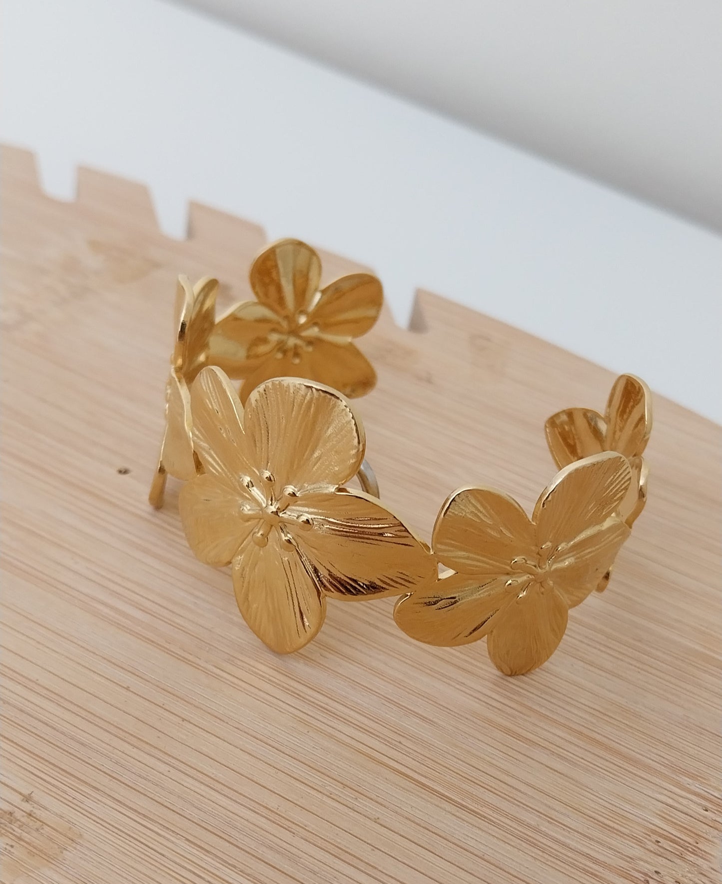 Bracelet doré Fleur de Vanille