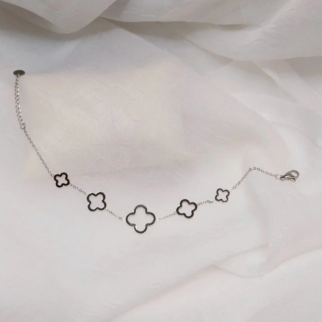 Bracelet argenté  Trèfle champêtre