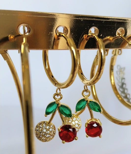 Boucles d'oreilles dorées Cerises